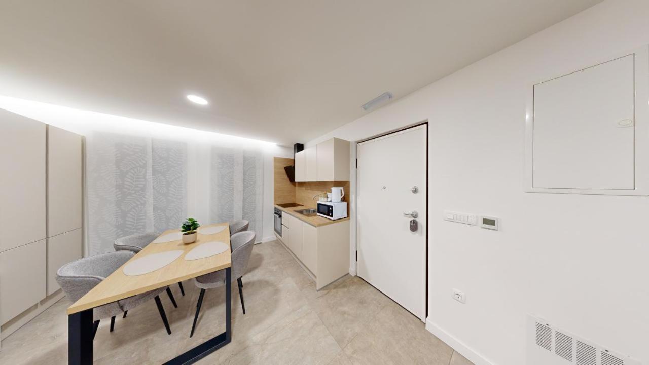Calypso Residence Umag Extérieur photo